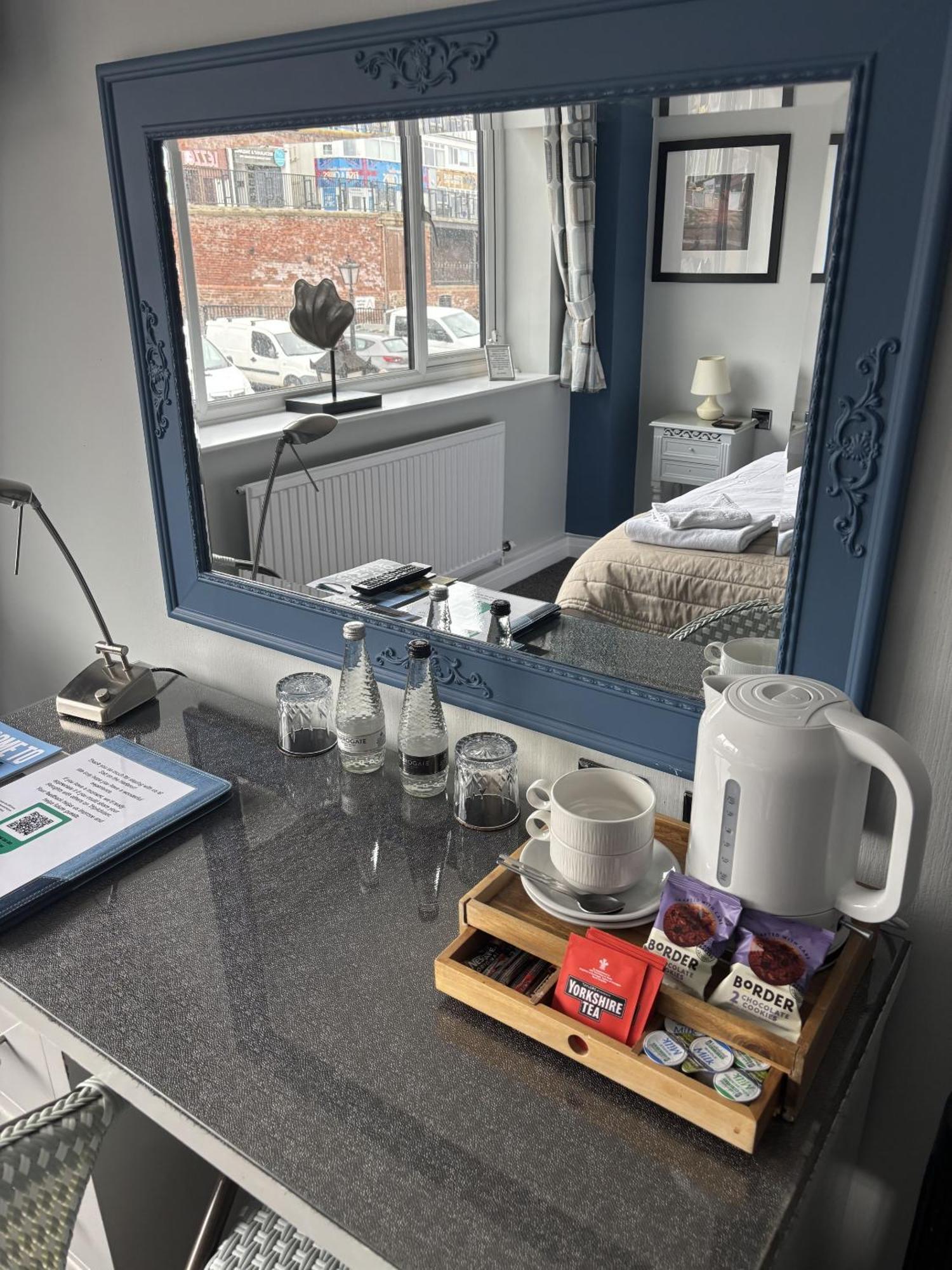 Salt On The Harbour Bed & Breakfast Bridlington Ngoại thất bức ảnh